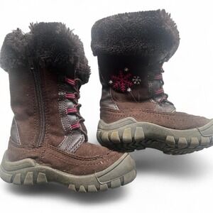 Oshgosh Girls Winter Boots Size 5 EUC Winter Fall